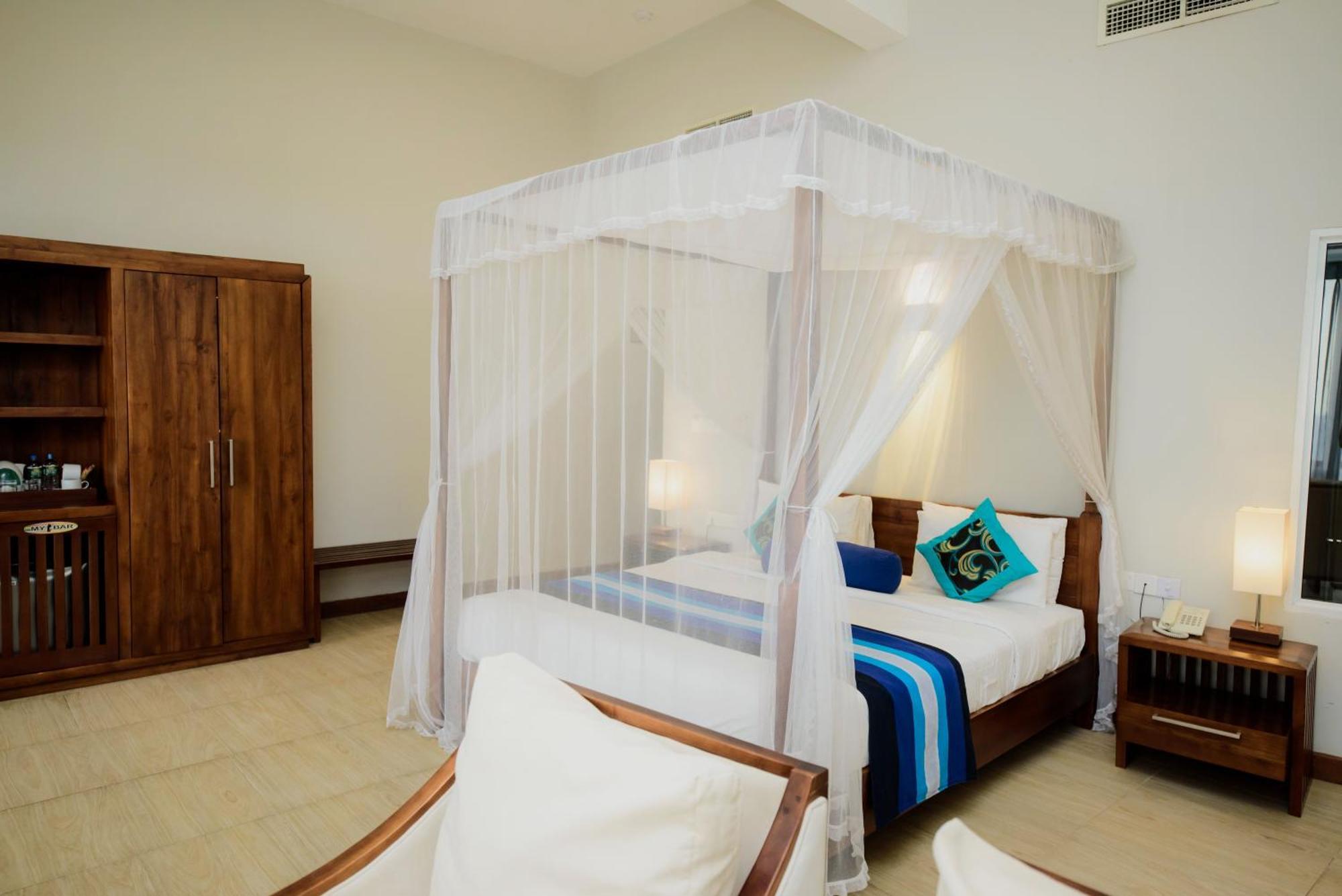 Hotel Refresh Blue Hikkaduwa Kültér fotó